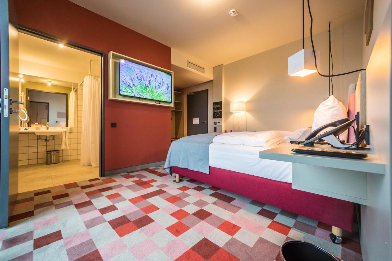 Hotel Einsmehr Augsburg Luaran gambar
